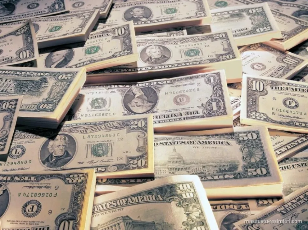 Dolares