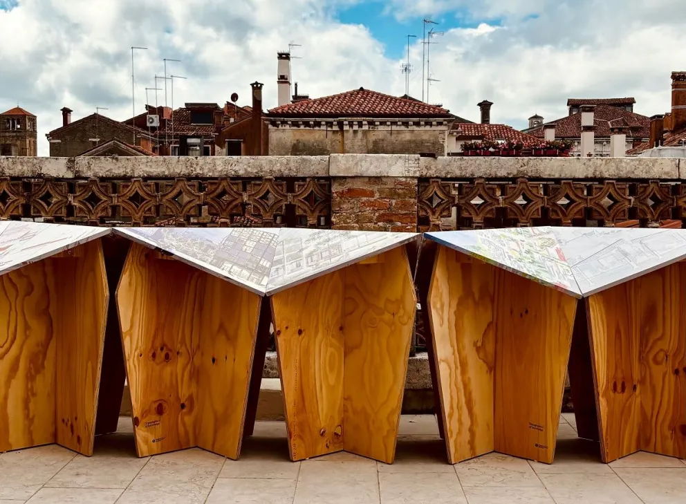 Escuela de Arquitectura Arte y Diseño en Palazzo Mora